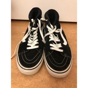 Vans Sk8-Hi High Tops in Black, Size Men’s 9